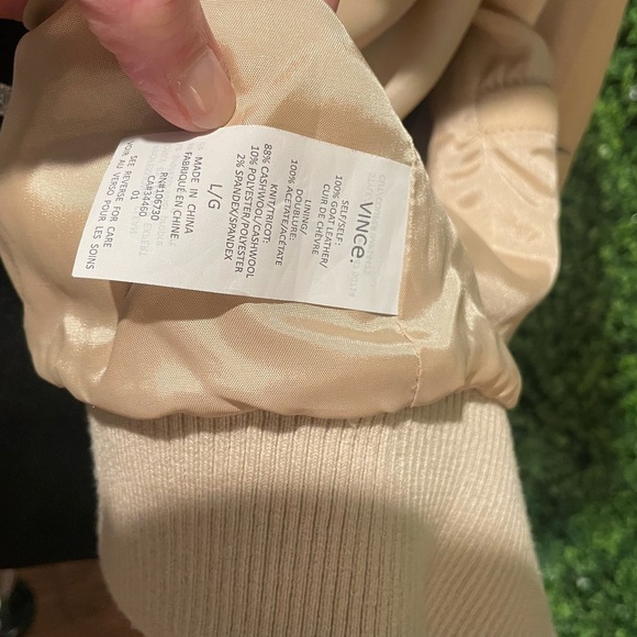 Vince leather bomber jacket - tan - Picture 9 of 14